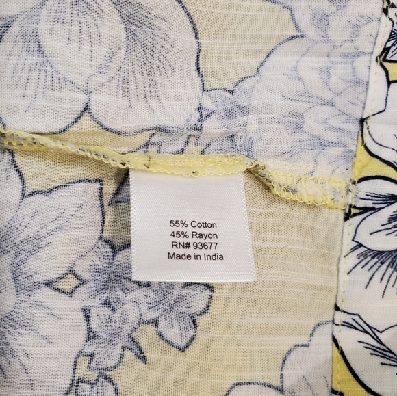 St.John's Flowy Blouse Womens Size 0X Yellow Floral Print Short Sleeve Tunic - Picture 9 of 12
